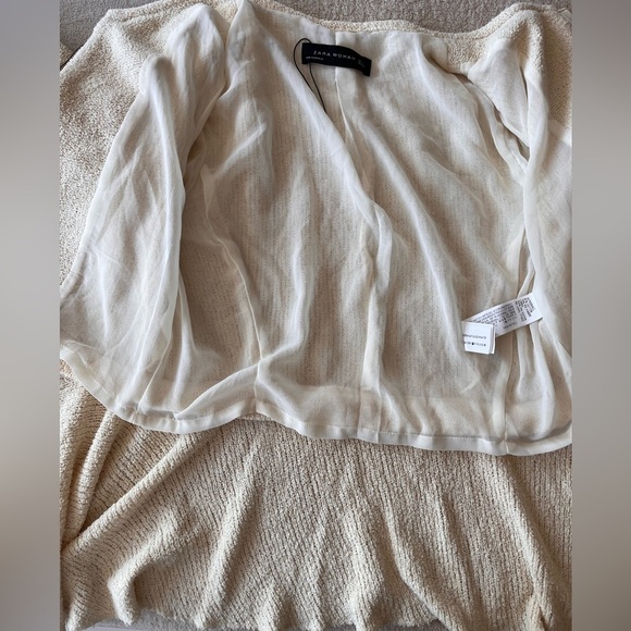 ZARA Woman Cream Peplum Zip Jacket with Gold Hardware L - Picture 9 of 12